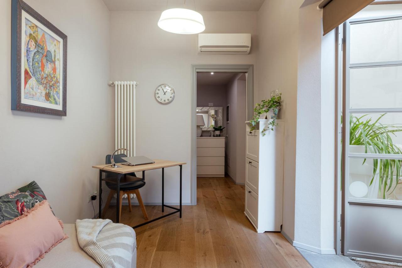 Il Cortile Di Elisa & Our Flats Bed & Breakfast Lucca Exterior photo
